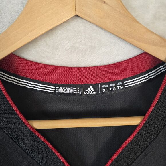 Adidas NBA Miami Heat Jersey Dwyane Wade #3 Mens XL Black Swingman Basketball - Picture 5 of 10